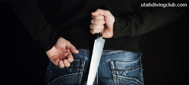 OTK Bakar Keset Masjid dan Tusuk Warga di Coblong Bandung